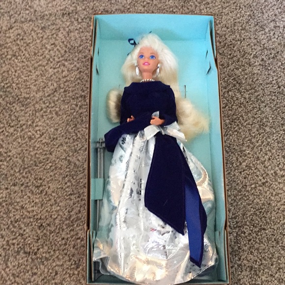 Barbie Other - Winter Velvet Barbie
